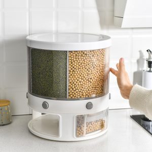 Rotating food storage container for dry foods with 6 separated tanks, food dispenser